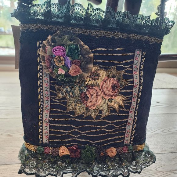 purse - Picture 1 of 7